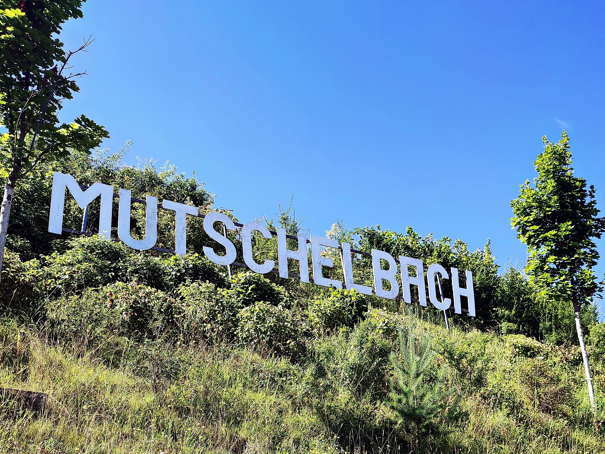 Mutschelbach-Sign Hollywoodsign in Mutschelbach